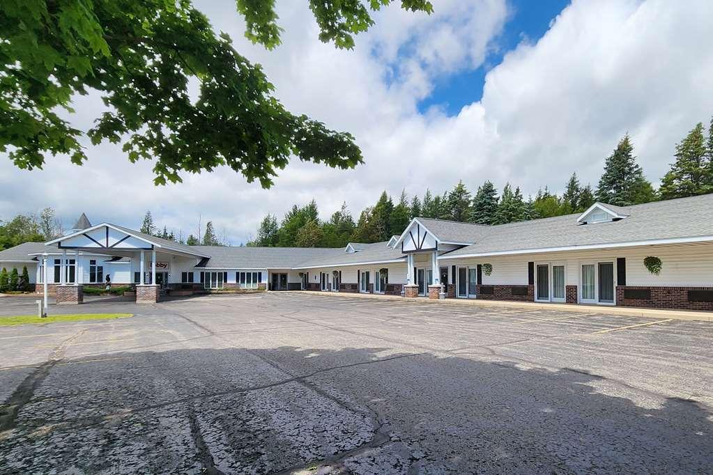 Econo Lodge Lakeshore Manistique Exterior foto